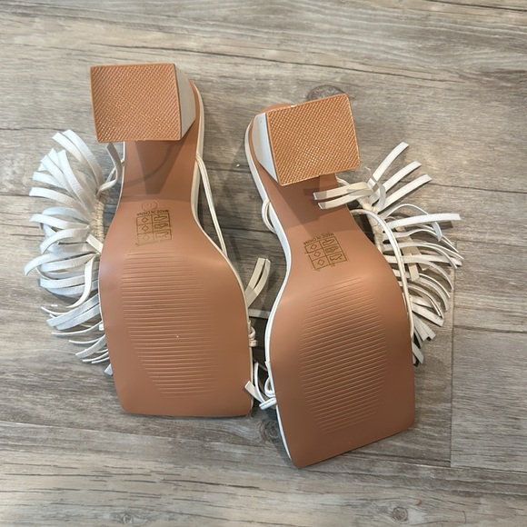 PLT Cream PU Square Toe Fringe Detail Block High Heeled Mules - Picture 3 of 5